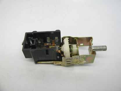 NEW - OUT OF BOX - OEM Ford F0VB-11654-AB Headlight Switch (ELECTRONIC CLUSTER)