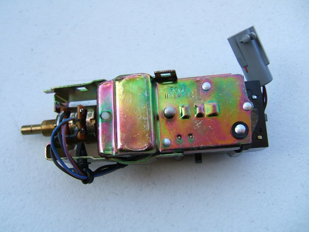 NEW - Out Of Box F0VB-11654-BC Headlight Lamp Switch 1990-1992 Lincoln Town Car