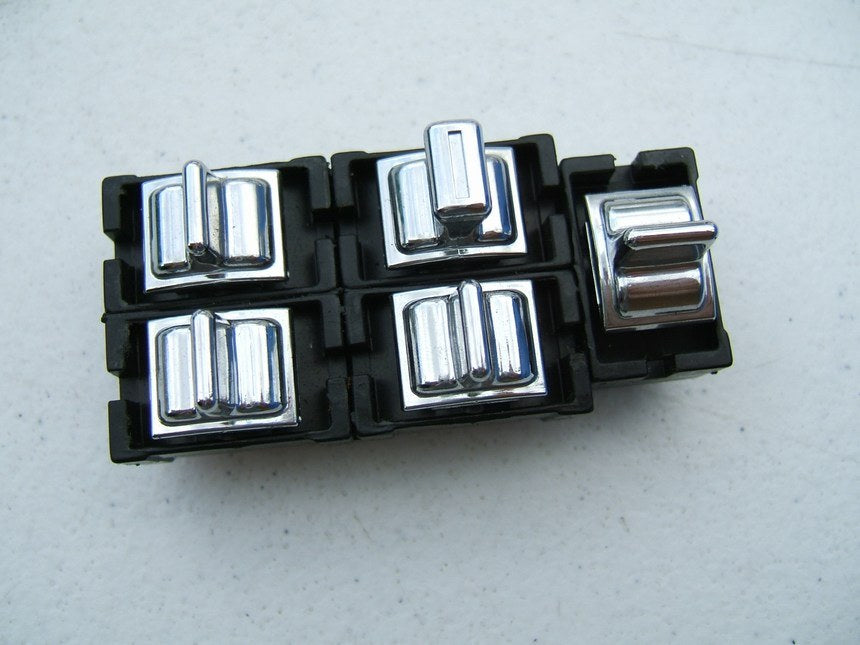NEW - OUT OF BOX FORD F0VB-14540-AC Master Power Window Switch 1990-97 Town Car