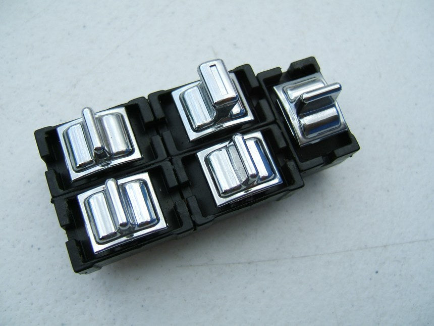 NEW - OUT OF BOX FORD F0VB-14540-AC Master Power Window Switch 1990-97 Town Car
