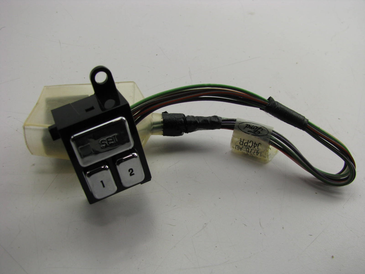 NEW - OUT OF BOX - OEM Ford F0VB-14776-AD Seat Memory Control Switch
