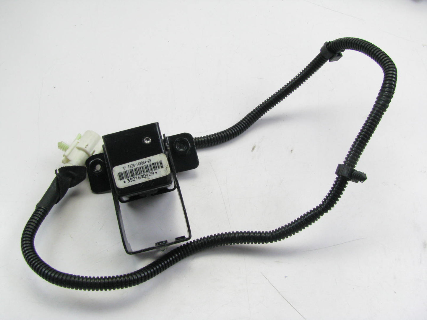NEW OUT OF BOX FORD F0ZB-14B004-BB Front Right SRS Crash Sensor 1990 Mustang