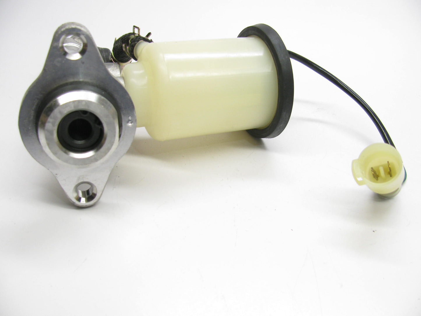 NEW - OUT OF BOX F107343 Brake Master Cylinder For 1983 Toyota Corolla