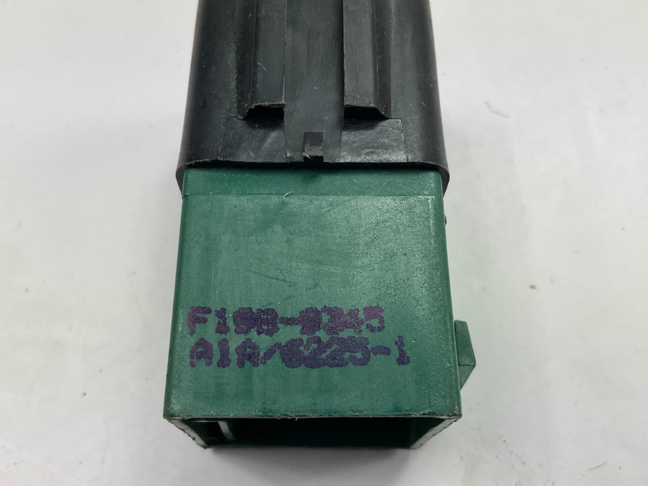 NEW UNBOXED OEM Ford F19B-9345-A1A Fuel Pump Relay, 4 Terminals