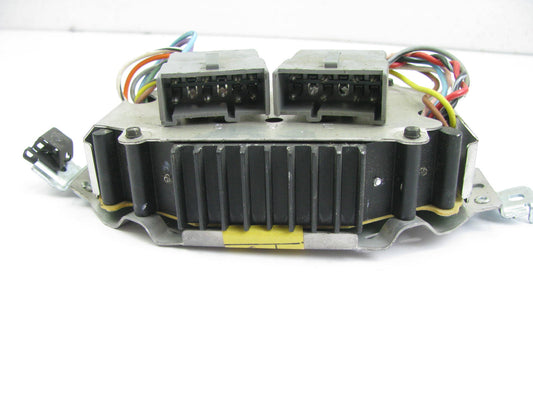 NEW - OUT OF BOX - OEM Ford F19G-18B849-AA Amplifier 1991 Aerostar