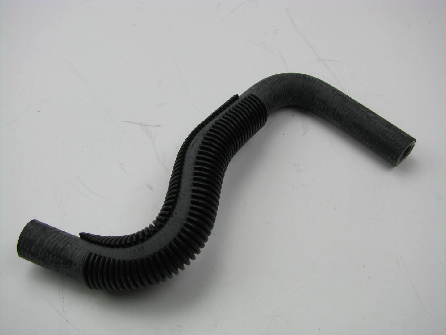 NEW - OUT OF BOX - OEM Ford F1CZ-18472-D HVAC Heater Hose (Heater To Pipe)