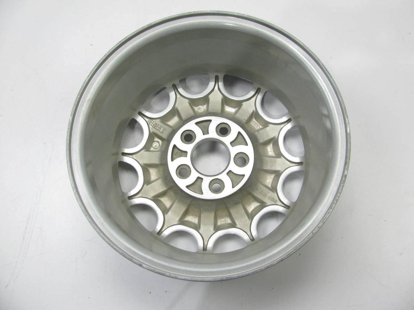 NEW OUT OF BOX - F1DC-1007-AA 15'' Painted Aluminum Wheel For 92-94 Taurus Sable