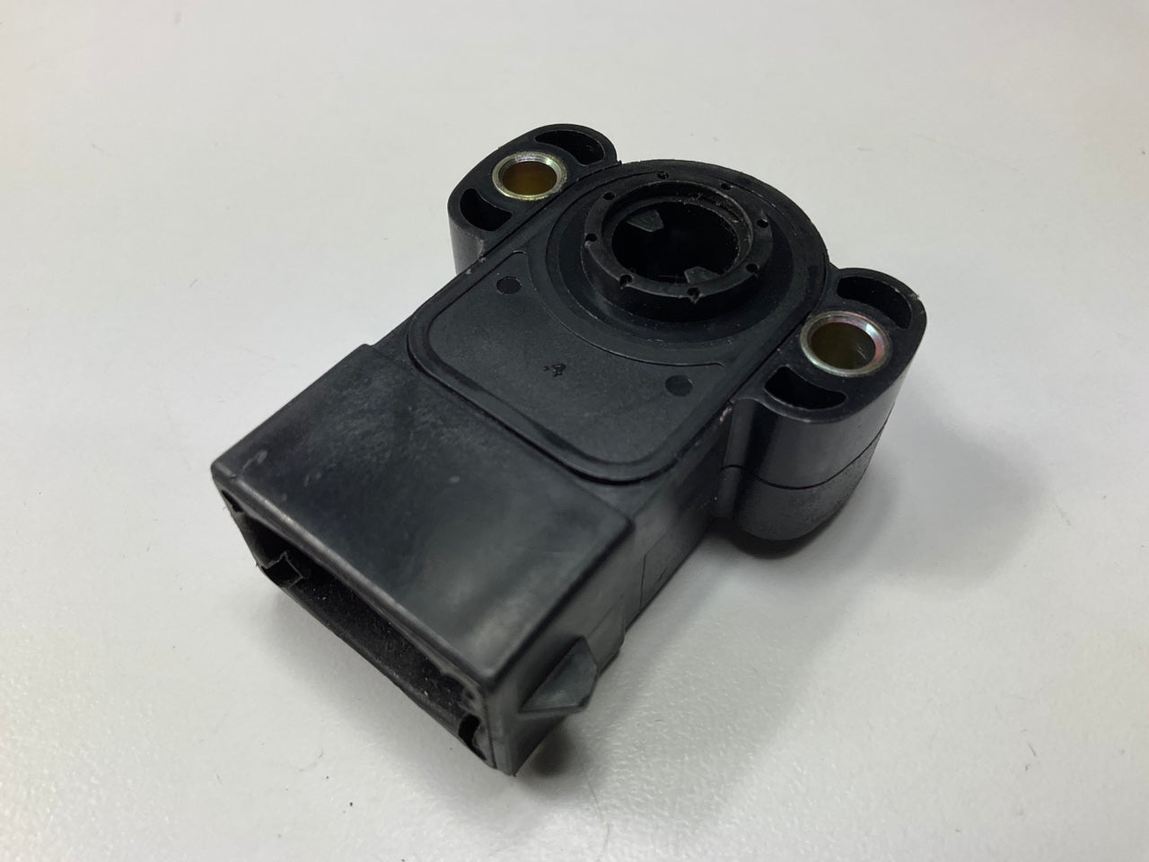 NEW - OUT OF BOX - OEM Ford F1DF-9B989-AA Throttle Position Sensor TPS