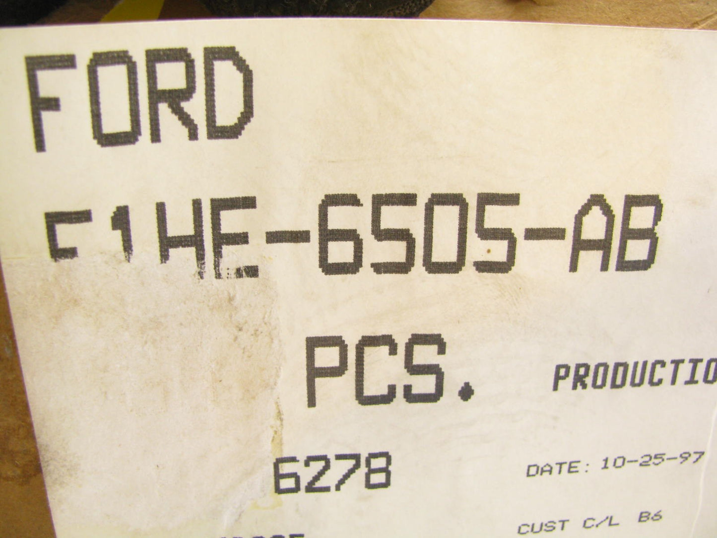 (8) NEW - OUT OF BOX - F1HE-6505-AB Engine EXHAUST Valves STD 91-98 Ford 429 V8