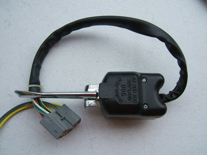 NEW - OUT OF BOX FORD F1HT-13B302-AA Turn Signal Switch 1991-98 B-F600/800 M/T