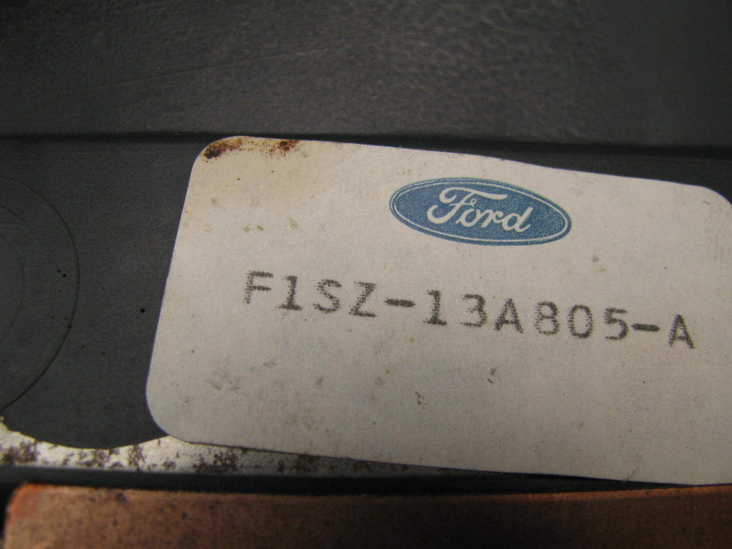 NEW GENUINE OEM Ford F1SZ-13A805-A 91 Thunderbird Steering Horn Pad Button