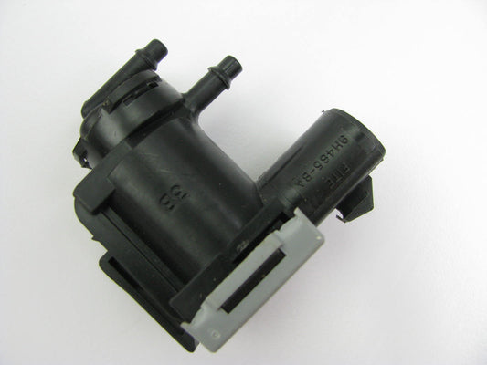 NEW - OUT OF BOX - OEM Ford E7TE-9H465-BA EGR Vacuum Valve Solenoid