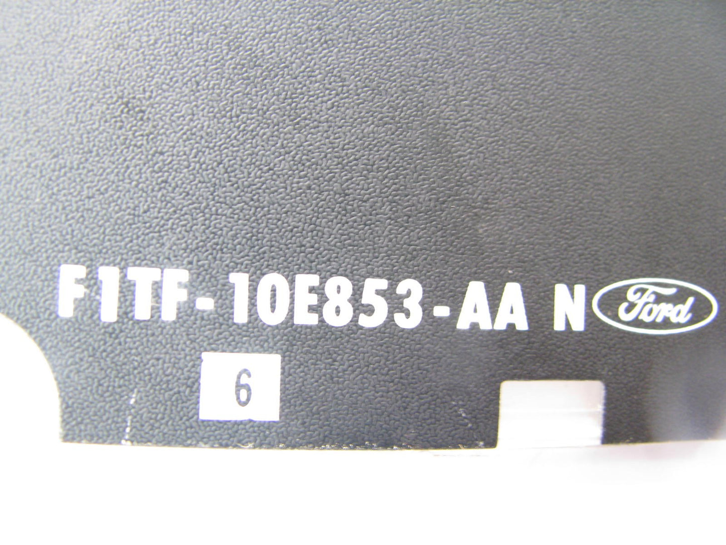 NEW - OUT OF BOX - OEM Ford F1TF-10E853-AA Oil Pressure / Fuel Level Gauge