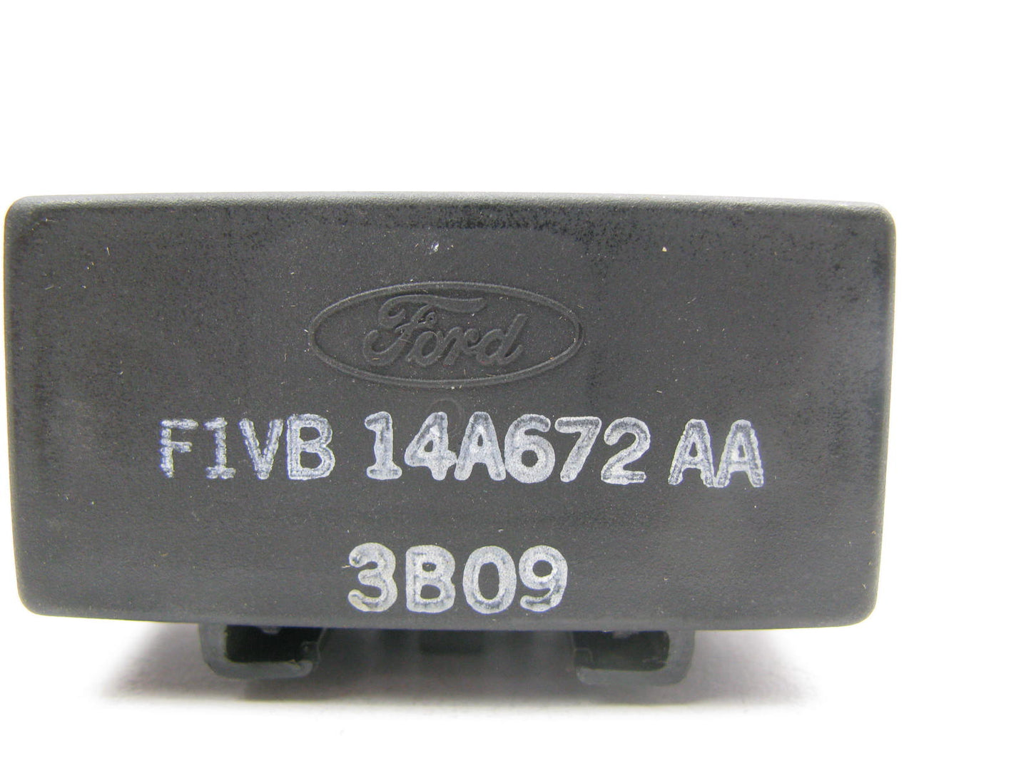 NEW - OUT OF BOX F1VB-14A672-AA Automatic Headlight Light Lamp Control Relay