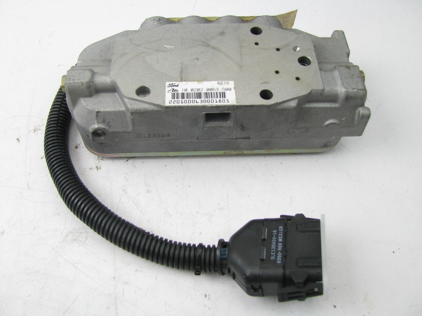 NEW - UNBOXED OEM Ford F1VY-2C266-A ABS System Brake Valve Block Modulator