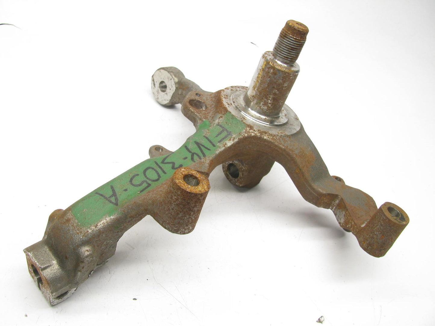NEW - OUT OF BOX - OEM FORD F1VY-3105-A Front Right Steering Knuckle