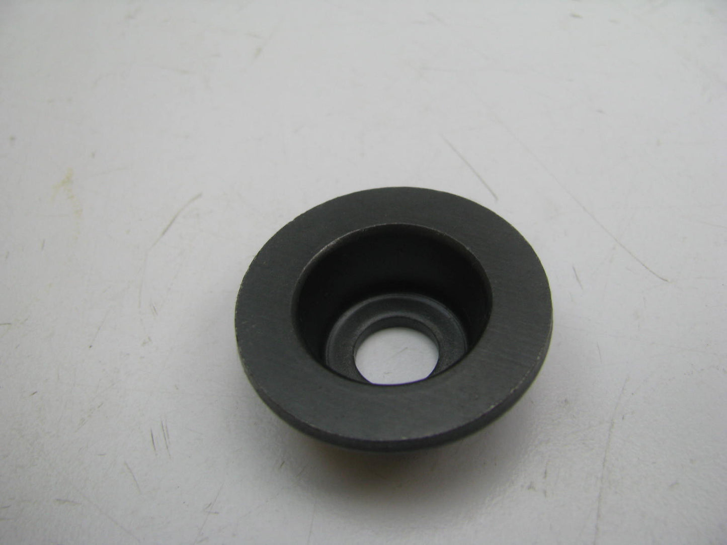 NEW UNBOXED OEM FORD F1ZZ-6514-A Intake Valve Spring Retainer 91-01 5.0L 302 V8