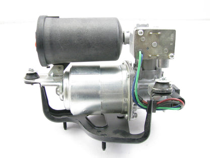NEW - OUT OF BOX OEM Ford F20C-3B484-BB Air Ride Compressor Pump With Tank