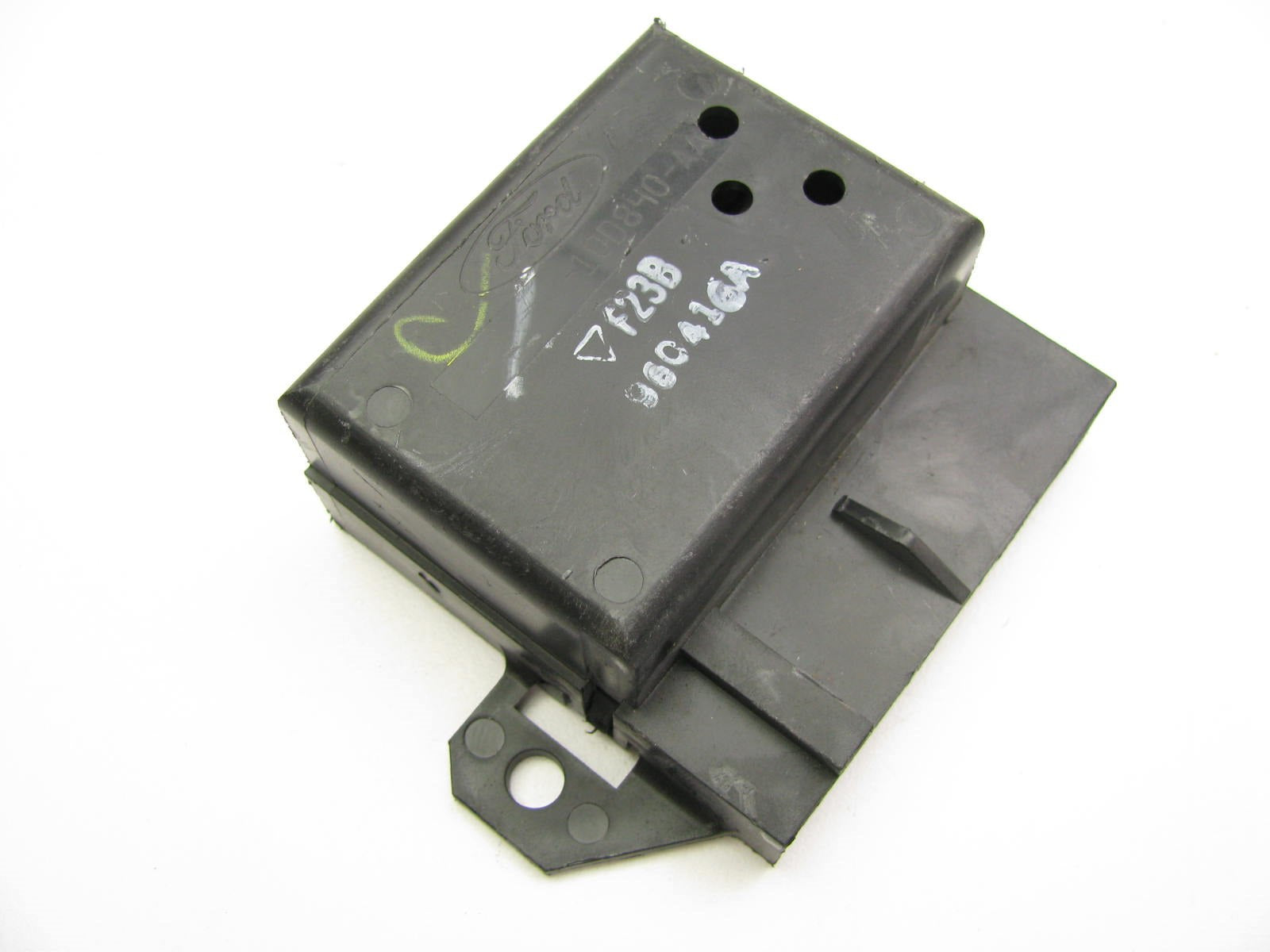 NEW - OUT OF BOX - OEM Ford F23B-10D840-AA Seatbelt Chime Control Modu ...