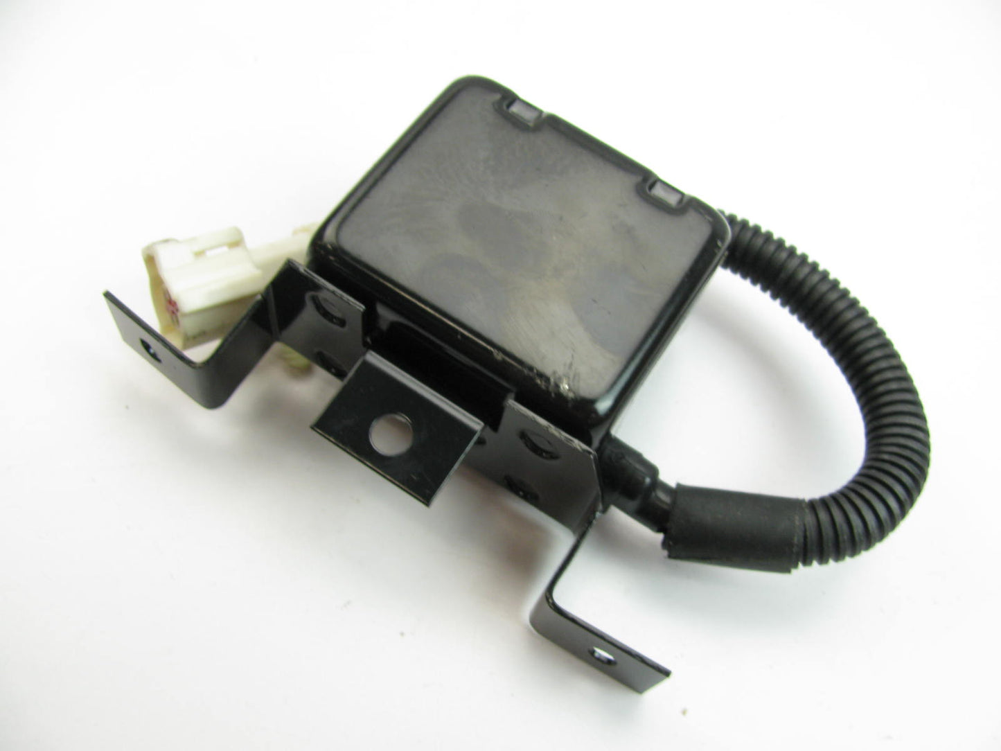 NEW - OUT OF BOX - OEM Ford F23B-14B006-AB SRS Crash Sensor