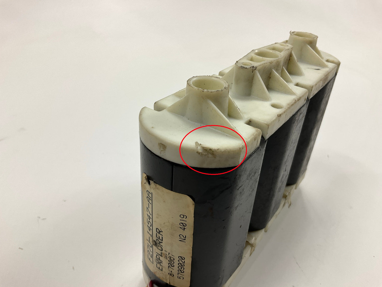 DAMAGED (CHIPPED) OUT OF BOX - OEM Ford F27U-14547-AA Power Seat Adjust Motor