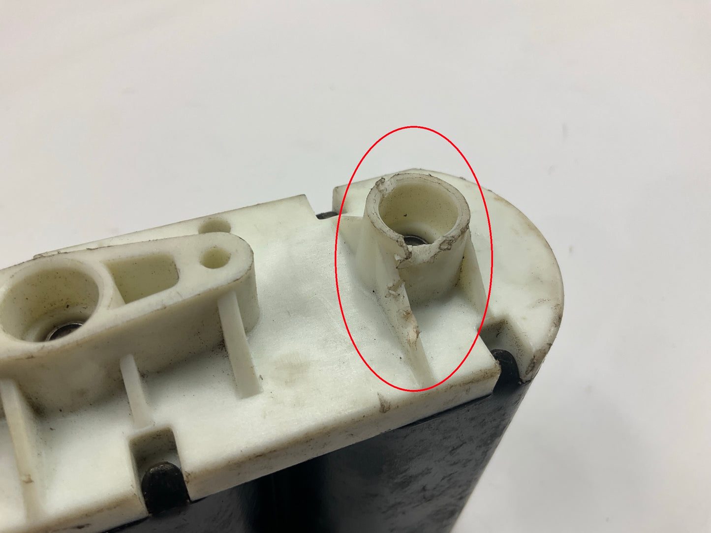 DAMAGED (CHIPPED) OUT OF BOX - OEM Ford F27U-14547-AA Power Seat Adjust Motor