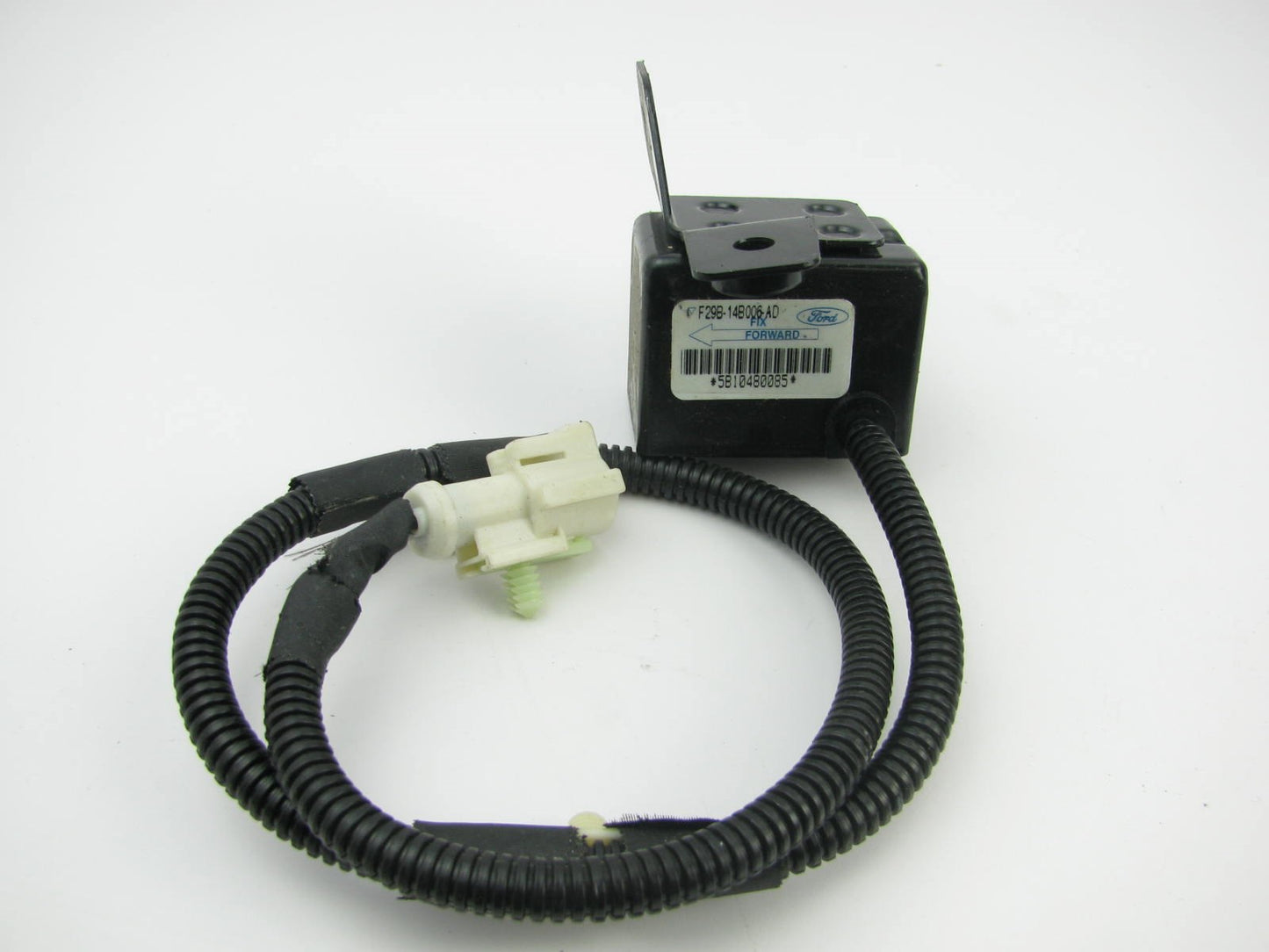 FRONT CENTER - NEW - OUT OF BOX - OEM Ford SRS Crash Sensor F29B-14B006-AD