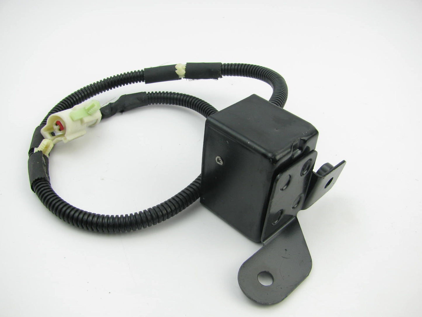 FRONT CENTER - NEW - OUT OF BOX - OEM Ford SRS Crash Sensor F29B-14B006-AD