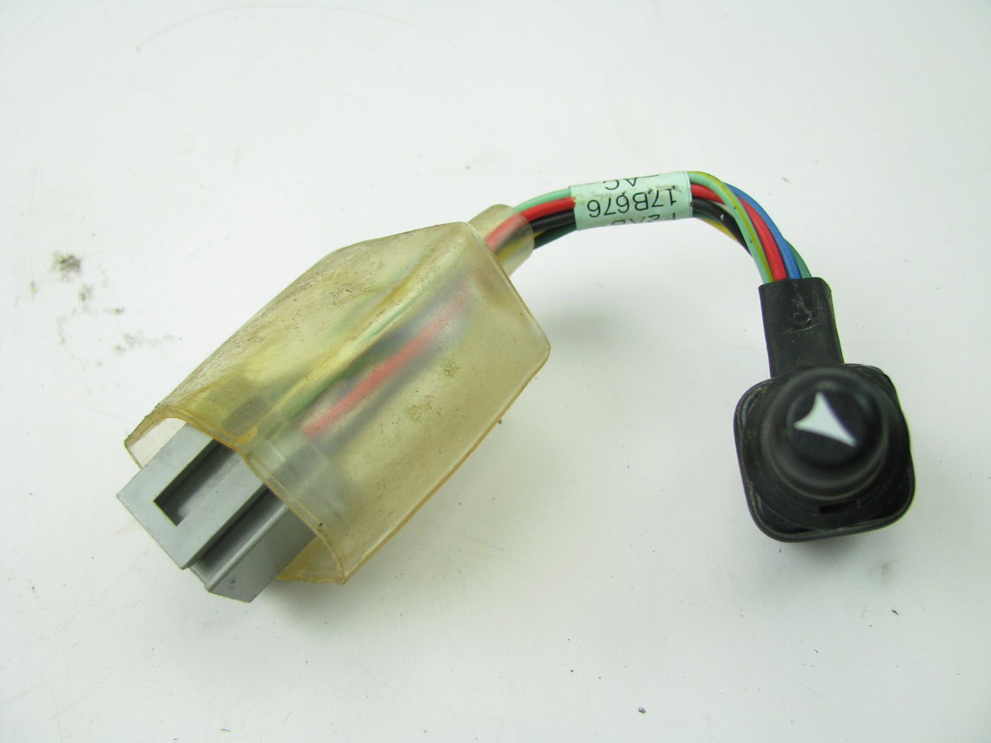 NEW - OUT OF BOX - OEM Ford F2AB-17B676-AC Power Mirror Adjust Switch