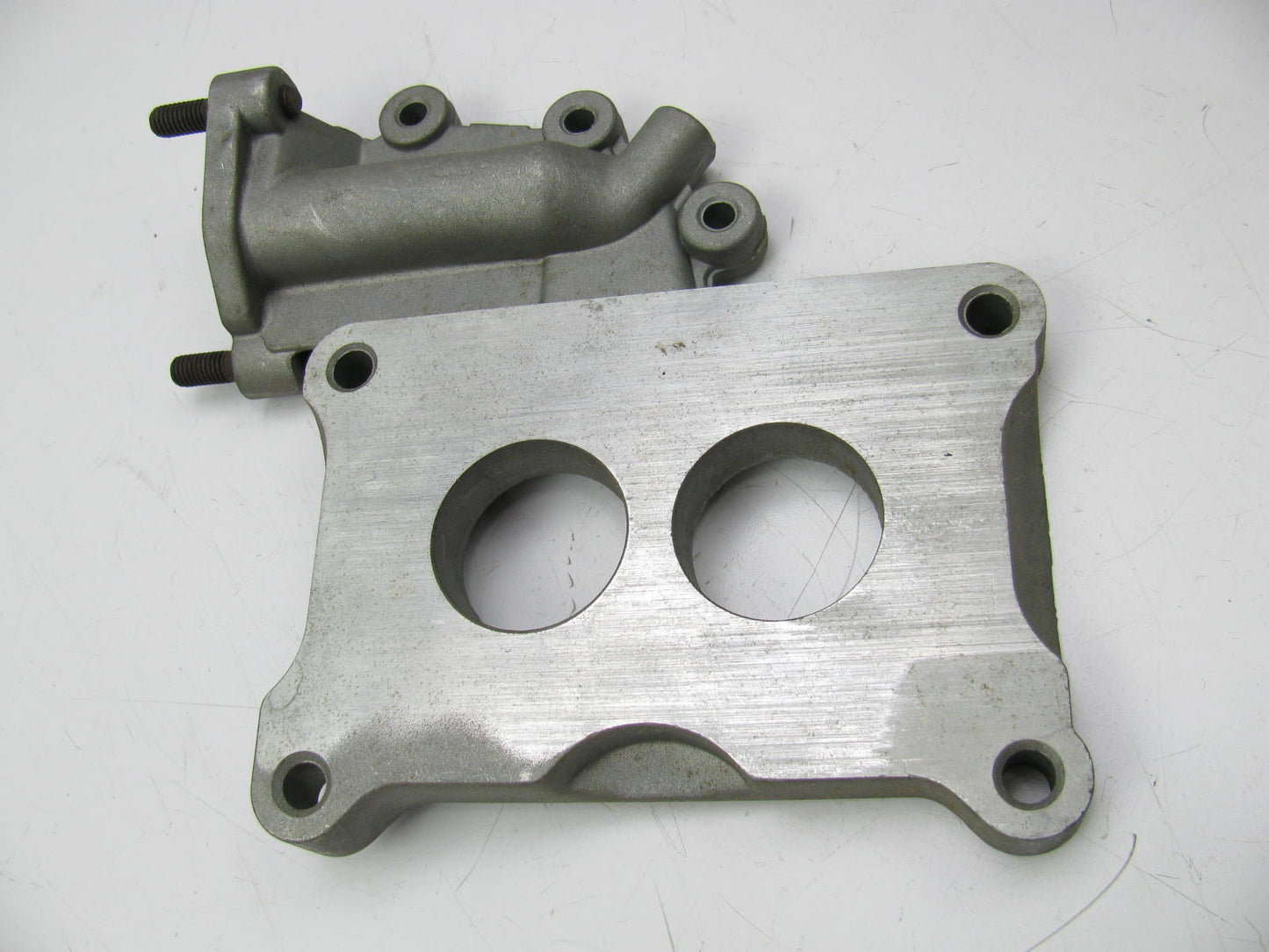 NEW - OUT OF BOX - OEM FORD F2AE-9A589-DC Carburetor Spacer - 2-BBL