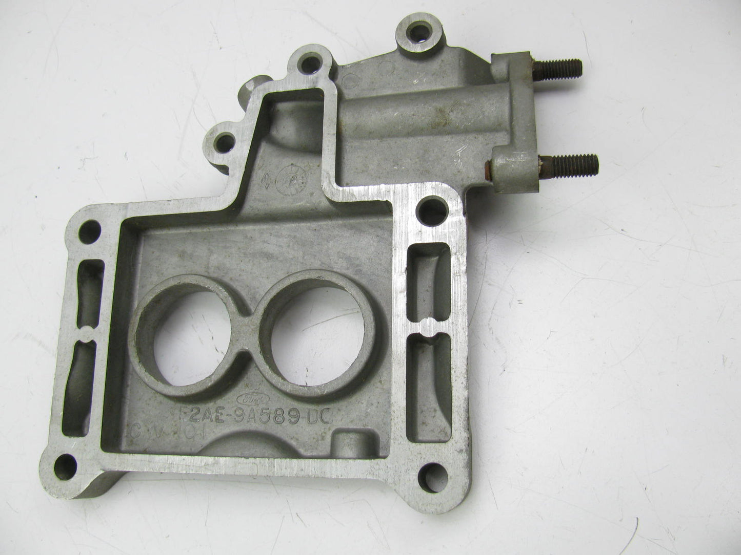 NEW - OUT OF BOX - OEM FORD F2AE-9A589-DC Carburetor Spacer - 2-BBL