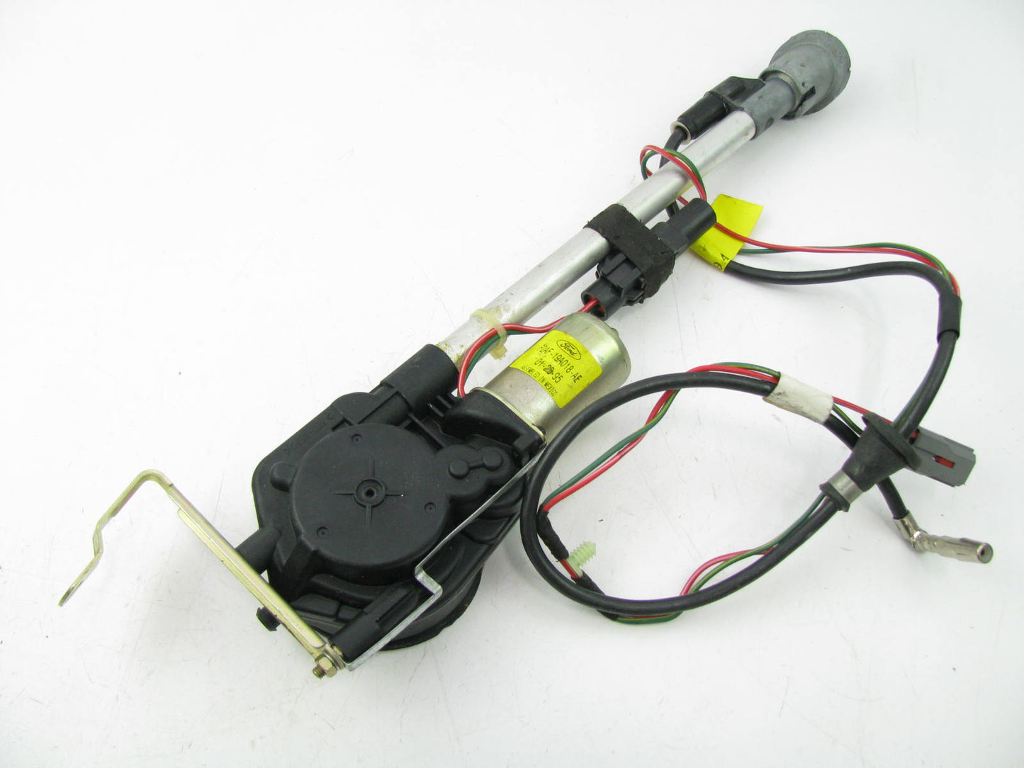 NEW OUT OF BOX - 1992-1997 Crown Vic. Grand Marquis Power Antenna F2AF-19A018-AE