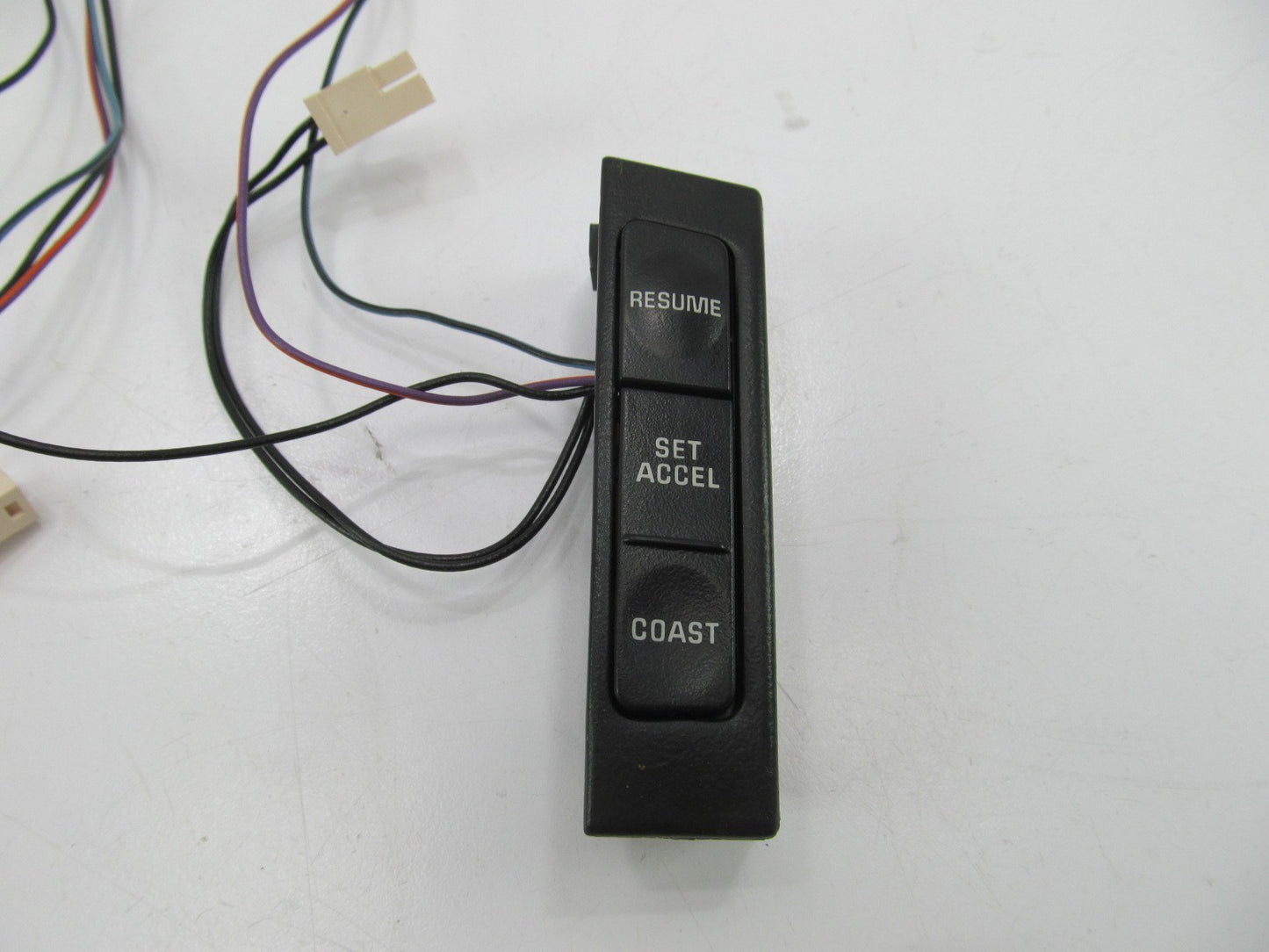 UNBOXED FORD F2AZ-9C888-CA Cruise Control Switch (BLACK) 1992-95 Crown Victoria