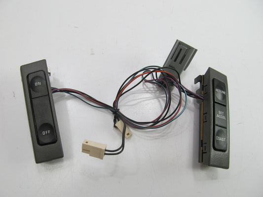 UNBOXED FORD F2AZ-9C888-CA Cruise Control Switch (GRAY') 1992-95 Crown Victoria