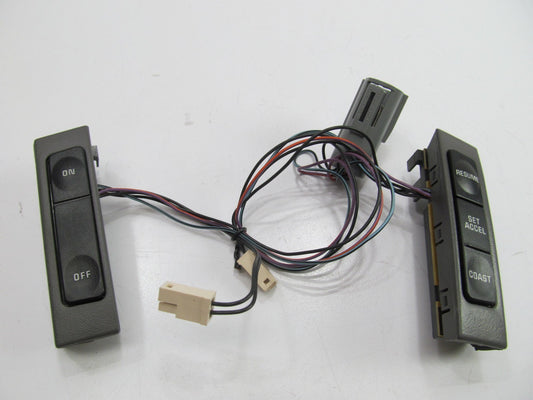 UNBOXED FORD F2AZ-9C888-CA Cruise Control Switch (GRAY') 1992-95 Crown Victoria
