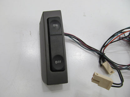 UNBOXED FORD F2AZ-9C888-CA Cruise Control Switch (GRAY') 1992-95 Crown Victoria