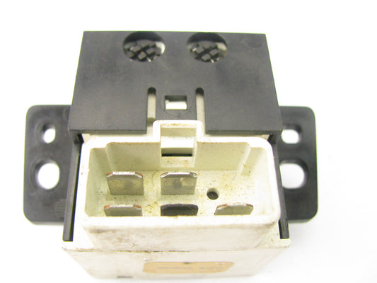 NEW - OUT OF BOX - OEM Ford F2C6-18704-AA Rear Defrost Switch 1991-1994 Escort