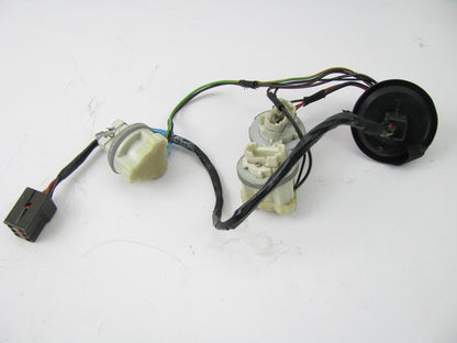 NEW - OUT OF BOX FORD F2DB-13407-AF Rear Tail Lamp Socket & Wire 1992-95 Taurus