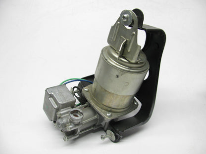 NEW - OUT OF BOX F2OC-3B484-BB-WOCANISTER Suspension Air Ride Compressor Pump