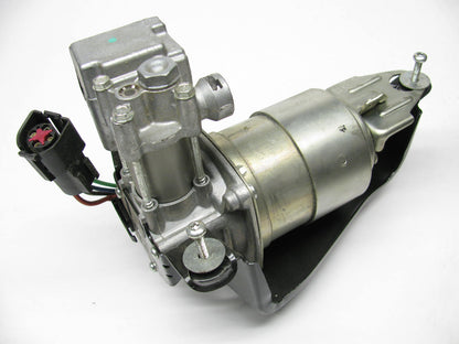 NEW - OUT OF BOX F2OC-3B484-BB-WOCANISTER Suspension Air Ride Compressor Pump