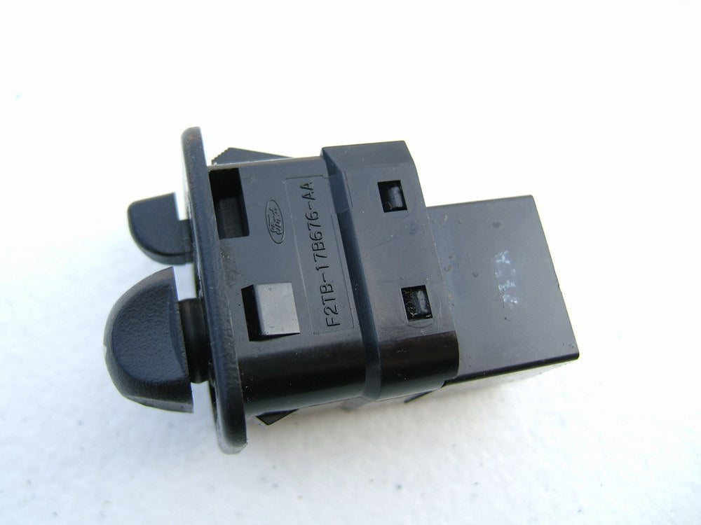 NEW - OUT OF BOX - OEM Ford F2TB-17B676-AA Power Mirror Adjust Switch
