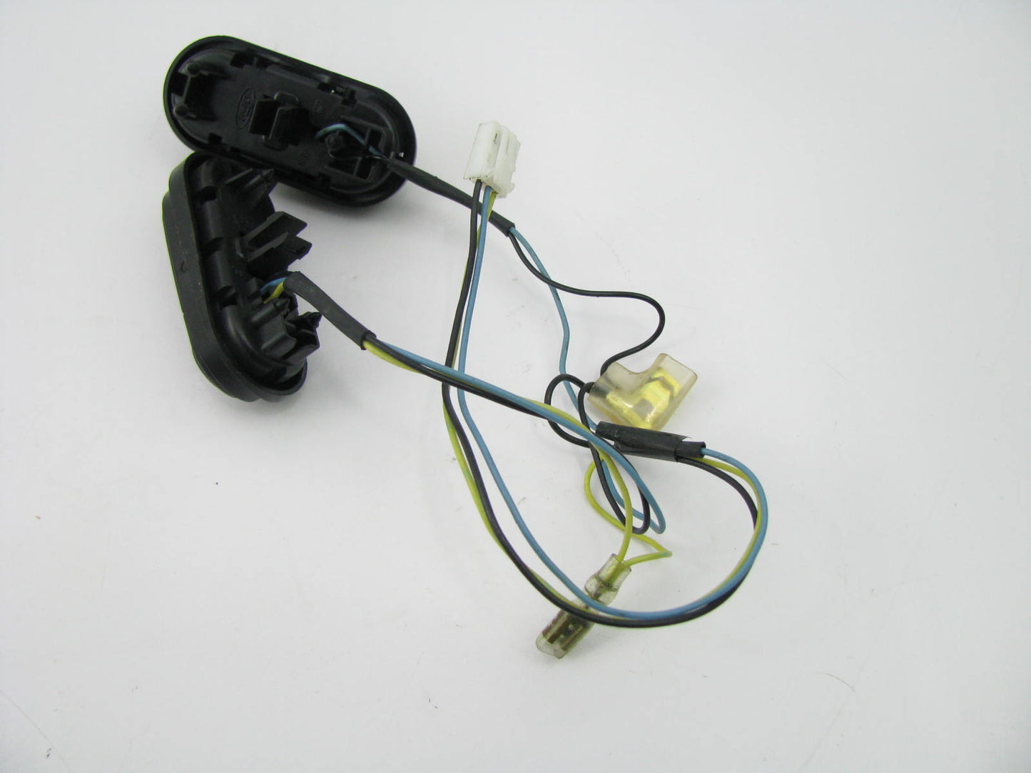 NEW - OUT OF BOX - OEM Ford F2UA-9D780-BB Steering Wheel Cruise Control Switch