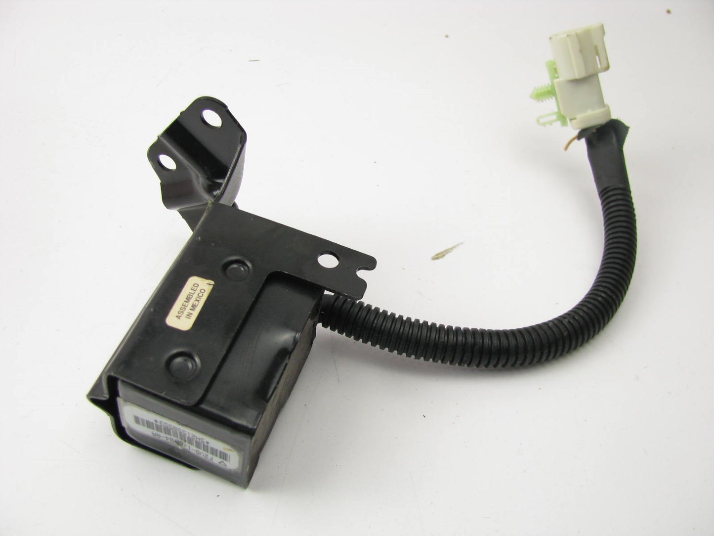 New Out Of Box OEM Ford F2VB-14B004-AA  Front LEFT SRS Crash Sensor