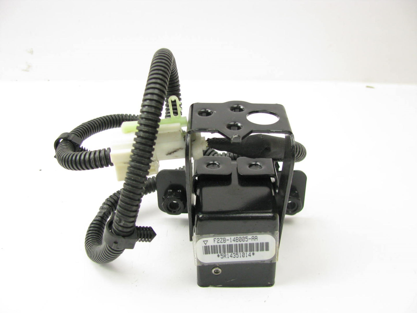 NEW OUT OF BOX OEM 92-93 Mustang F2ZB-14B005-AA Front Left SRS Crash Sensor