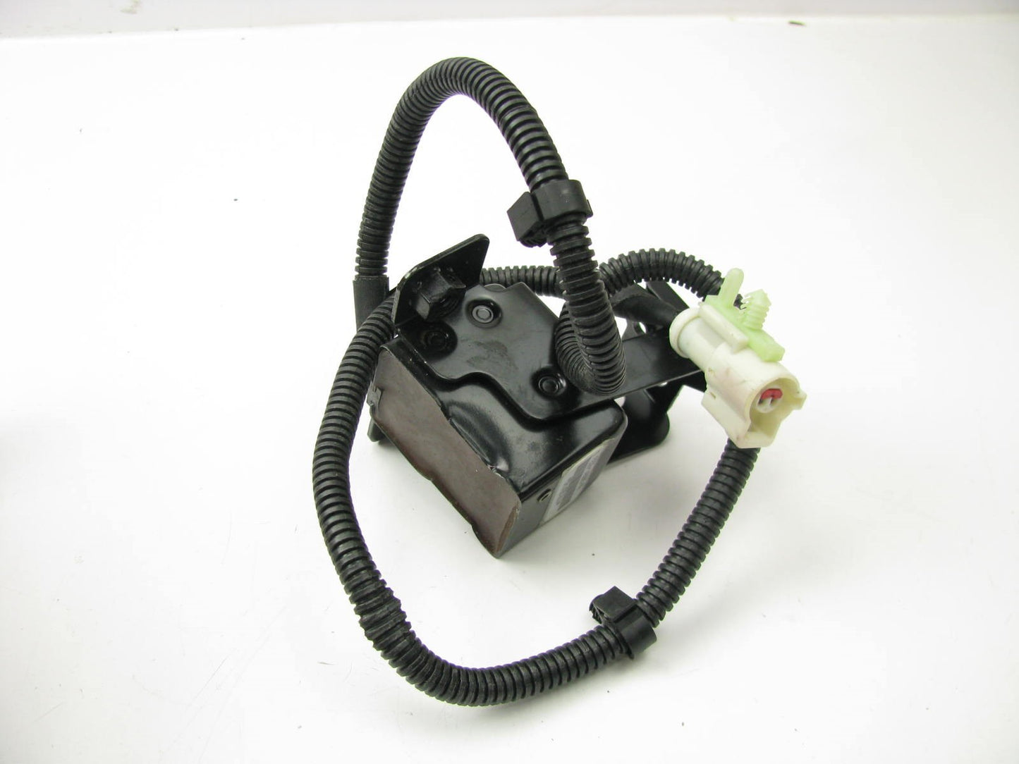 NEW OUT OF BOX OEM 92-93 Mustang F2ZB-14B005-AA Front Left SRS Crash Sensor