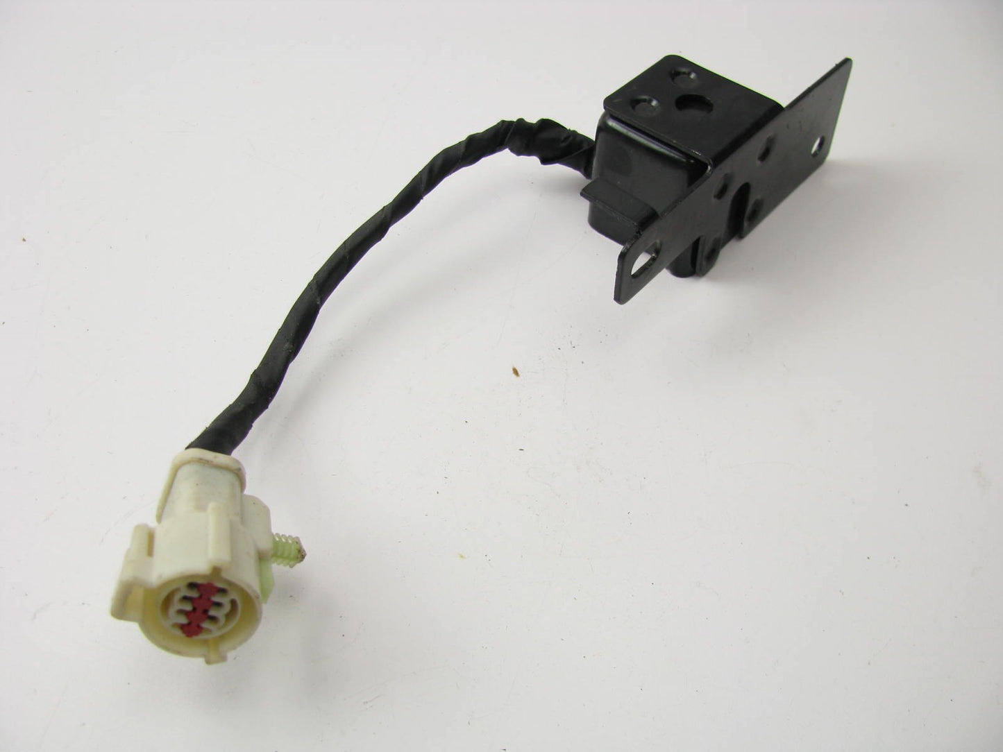 NEW - OUT OF BOX OEM Ford F2ZB-14B007-BA Rear SRS Crash Sensor 90-93 Mustang