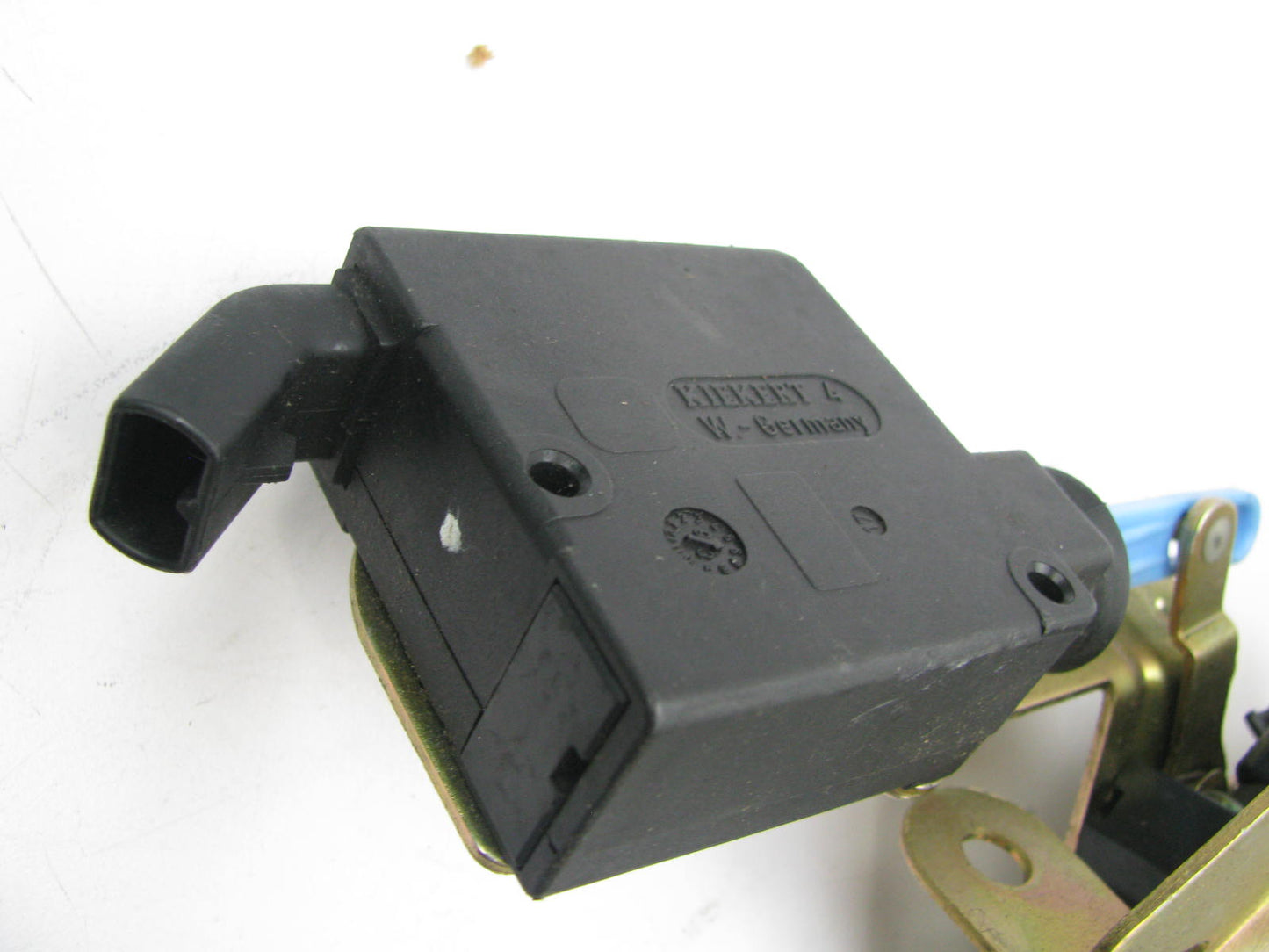 NEW - Out Of Box F2ZB-6143282-BA Power Hatch Latch Mechanism 92-93 Ford Mustang