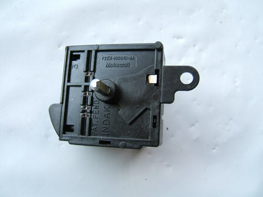 NEW - OUT OF BOX - HVAC Heater Blend Door Lever Actuator OEM Ford F2ZH-19D961-AA