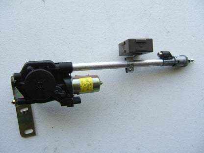 NEW - OUT OF BOX - OEM Ford F30F-19A018-AB Power Antenna - 1990-94 Continental