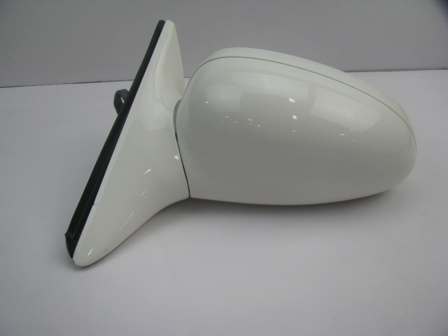 NEW - OUT OF BOX F32Z-17682-F-WHITE Front Left Power Mirror 1993-1994 Ford Probe